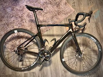 Brugt BMCTeammachine R 01 CUATRO 2024 Custom Shimano Ultegra Di2 2024 Road & Gravel