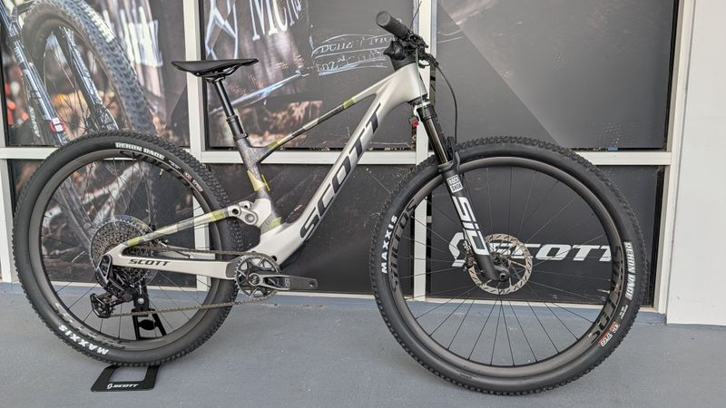 Used Scott Spark RC World Cup 2025 2025 MTB