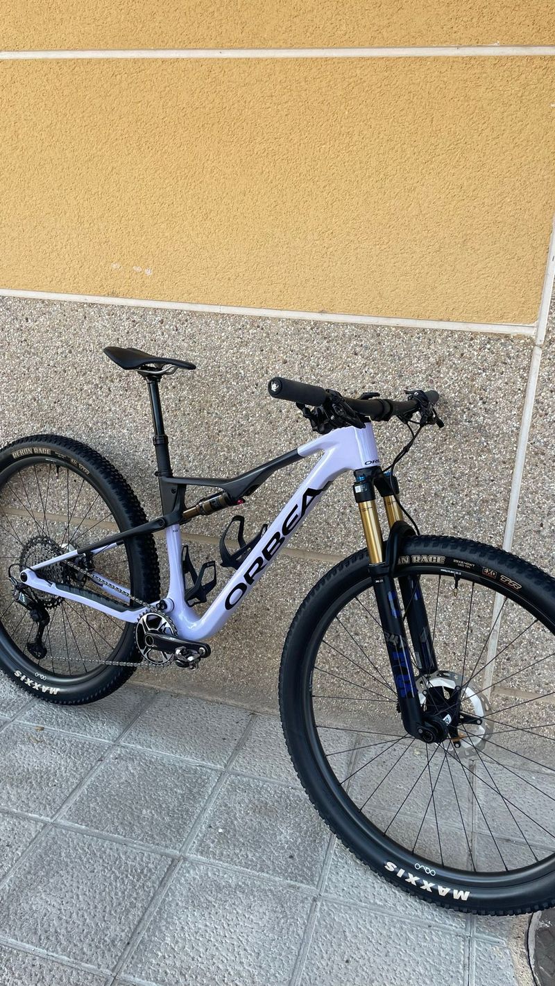 Gebrauchtes Orbea OIZ M-PRO 2025 2025 Mountainbike, Weiß — Bild 9 von 14