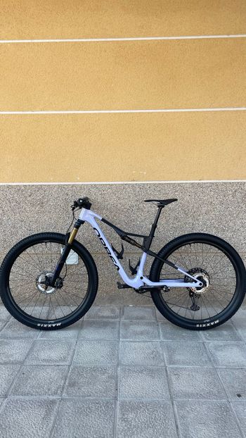 Brugt Orbea OIZ M-PRO 2025 2025 MTB