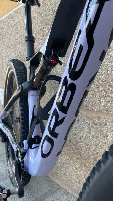 Gebrauchtes Orbea OIZ M-PRO 2025 2025 Mountainbike, Weiß — Bild 8 von 14