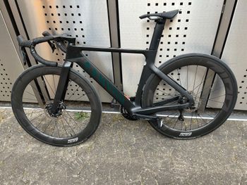 Brugt Canyon Aeroad CFR Di2 2023 2023 Road & Gravel — billede 2 af 3