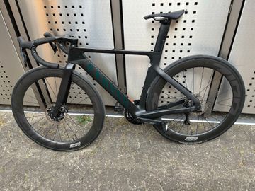 Použité Canyon Aeroad CFR Di2 2023 2023 Road & Gravel — obrázek 2 z 3
