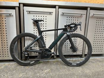 Canyon Aeroad CFR Di2 2023 2023 Corsa & gravel usato