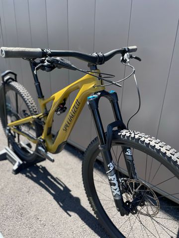 Tweedehands Specialized Stumpjumper EVO Comp 2023 2023 Mountainbike — afbeelding 3 van 3