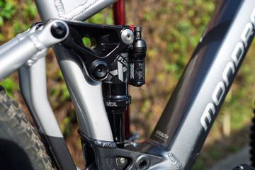 Tweedehands Mondraker CRAFTY R 2022 2022 Mountainbike — afbeelding 18 van 18