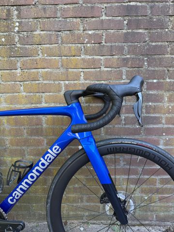 Gebrauchtes Cannondale SuperSix EVO 2 2025 2025 Road & Gravel, Blau — Bild 9 von 17