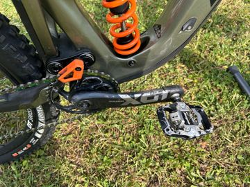 Tweedehands Pivot FIREBIRD Pro X01 2024 2024 Mountainbike — afbeelding 11 van 26