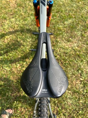 Tweedehands Pivot FIREBIRD Pro X01 2024 2024 Mountainbike — afbeelding 22 van 26