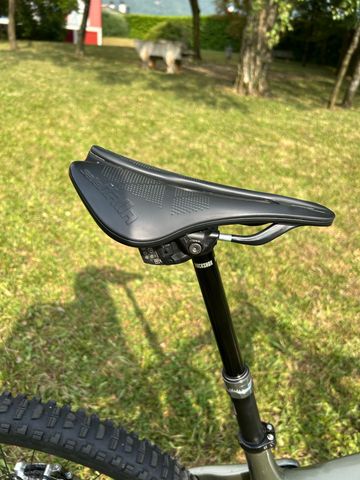 Tweedehands Pivot FIREBIRD Pro X01 2024 2024 Mountainbike — afbeelding 12 van 26