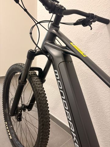 Used Mondraker CHASER R 2023 2023 Mountainbike, Light Gray, 29 — image 8 of 16