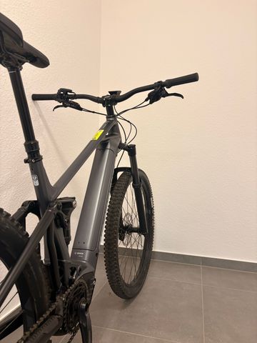 Used Mondraker CHASER R 2023 2023 Mountainbike, Light Gray, 29 — image 10 of 16
