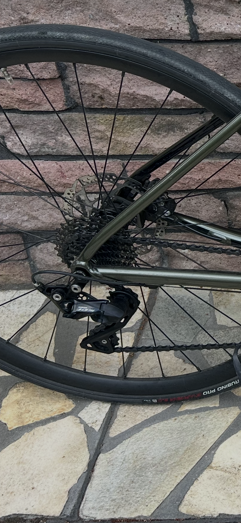 Used Cannondale Caad Shimano 105 2020 Road & Gravel, Light Gray — image 4 of 4