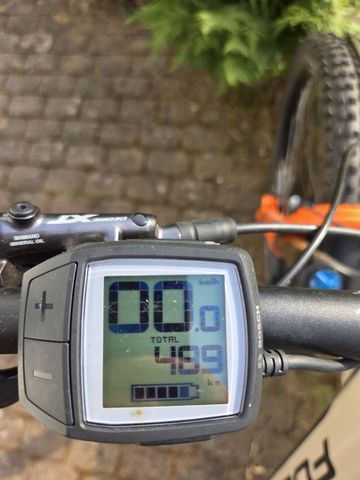 Used Focus SAM² 6.9 2022 2022 Mountainbike, Light Gray, 29 — image 4 of 5