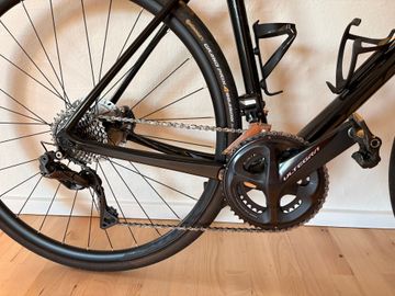Używany Scott Addict SE disc 2020 2020 Road & Gravel — zdjęcie 2 z 5