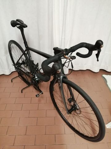 Używany Scott Addict 10 disc 2020 2020 Road & Gravel — zdjęcie 5 z 8