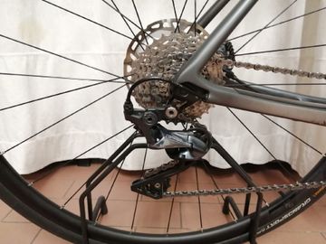 Używany Scott Addict 10 disc 2020 2020 Road & Gravel — zdjęcie 4 z 8