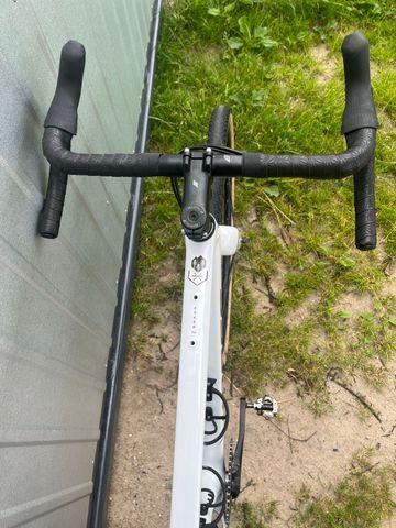 Kross ESKER 7.0 2025 2025 Road & Gravel de segunda mano, Blanco — imagen 6 de 13