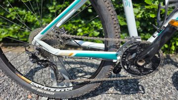 Käytetty Scott Contessa Scale 920 2017 2017 Mountainbike — kuva 8 / 9