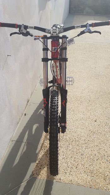 Gebrauchtes Foes HYDRO DH 2012 Mountainbike, Rot — Bild 3 von 6
