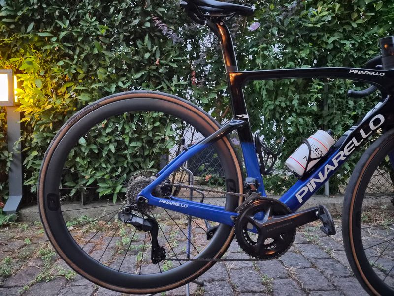 Used Pinarello F7 ULTEGRA Di2 2024 2024 Road & Gravel