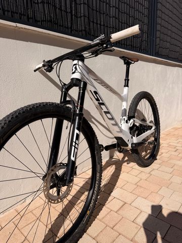 Scott Spark RC Pro 2022 2022 Mountainbike d'occasion — image 5 sur 6