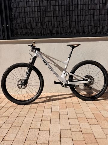 Scott Spark RC Pro 2022 2022 Mountainbike d'occasion — image 4 sur 6