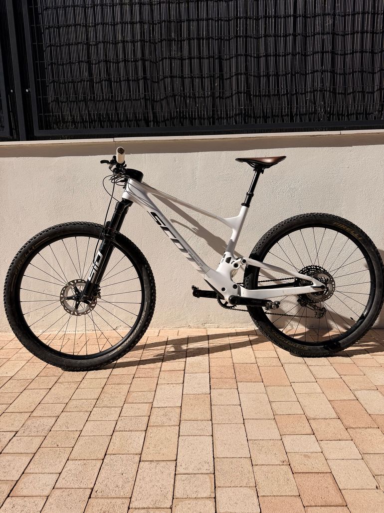 Gebrauchtes Scott Spark RC Pro 2022 2022 Mountainbike, Weiß, 29 — Bild 4 von 6