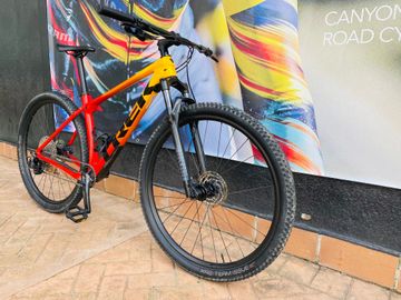 Trek Procaliber 9.5 2021 2021 Mountainbike d'occasion — image 2 sur 12