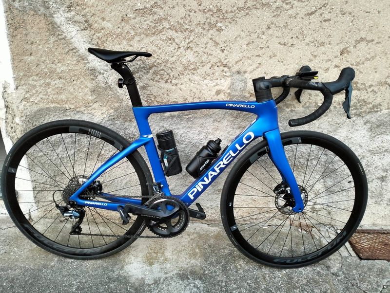 Używany Pinarello F5 105 Di2 2024 2024 Road & Gravel
