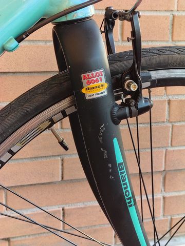 Used Bianchi Camaleonte Shimano Tiagra 2006 Road & Gravel, Green — image 8 of 23