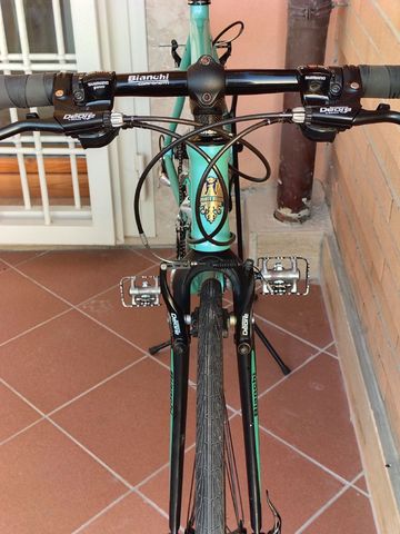 Used Bianchi Camaleonte Shimano Tiagra 2006 Road & Gravel, Green — image 6 of 23