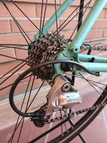 Used Bianchi Camaleonte Shimano Tiagra 2006 Road & Gravel, Green — image 4 of 23