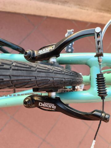 Used Bianchi Camaleonte Shimano Tiagra 2006 Road & Gravel, Green — image 10 of 23