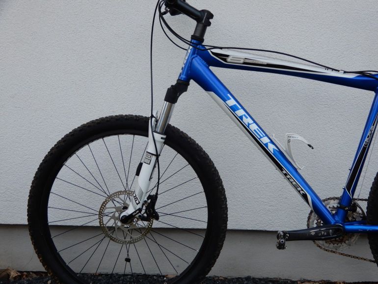 Trek Custom Shimano Deore 2001 Mountainbike usato, Blu — immagine 4 di 17