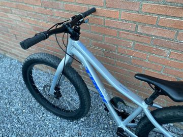 Tweedehands Trek Roscoe 24 2023 2023 Youth — afbeelding 8 van 9