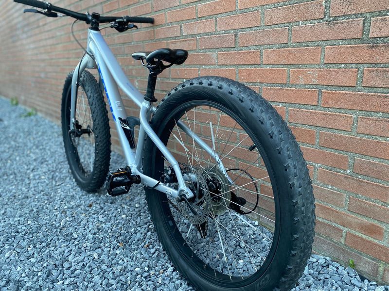 Tweedehands Trek Roscoe 24 2023 2023 Youth — afbeelding 9 van 9