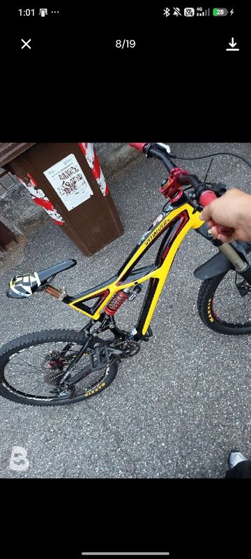 Použité Specialized Enduro EVO 650b 2015 2015 Mountainbike — obrázek 3 z 7