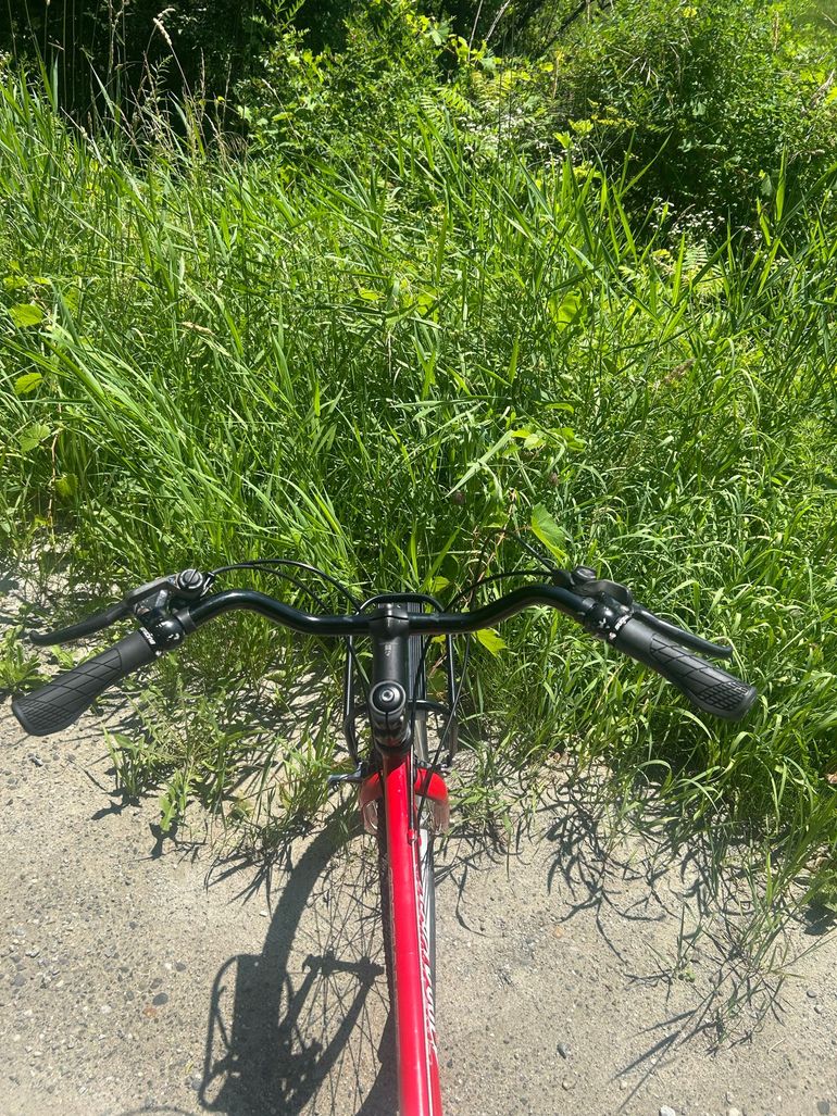 Used Specialized Hardrock Urban, Red — image 3 of 7