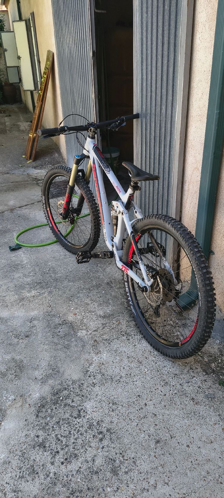 Bergamont Encore Shimano Deore XT 2016 Mountainbike usato, Grigio chiaro — immagine 4 di 4