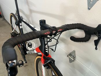 Used Giant Tcr advanced Shimano Ultegra 2018 Road & Gravel, Black — image 7 of 8
