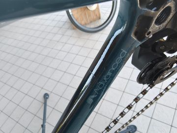 Used Giant Defy, Advanced 2 2022 2022 Road & Gravel, Blue — image 18 of 23