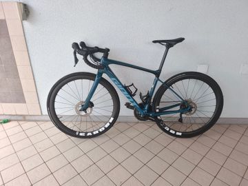 Used Giant Defy, Advanced 2 2022 2022 Road & Gravel, Blue — image 2 of 23