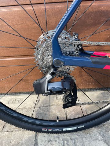 Brugt Canyon Inflite CF SL 8 2024 2024 Road & Gravel — billede 8 af 9