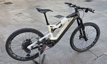 Olympia Karbo Edge 900Wh Taglia ML 2023 VTT d'occasion