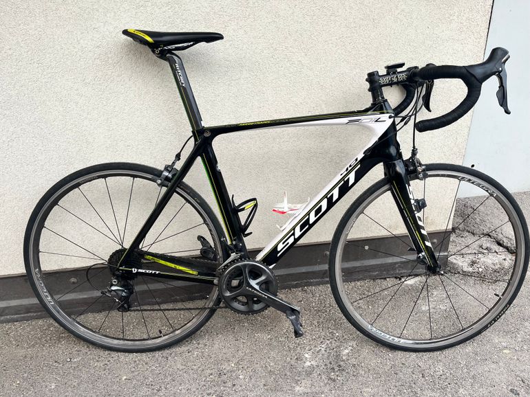 Used Scott FOIL 40 Anno 2015 – € 650 | buycycle