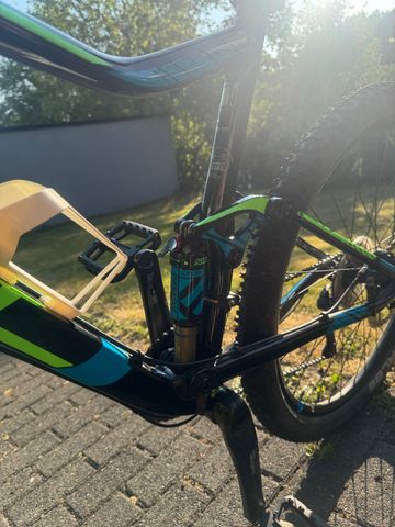 Tweedehands Giant Stance 27.5 1 2015 2015 Mountainbike — afbeelding 11 van 12