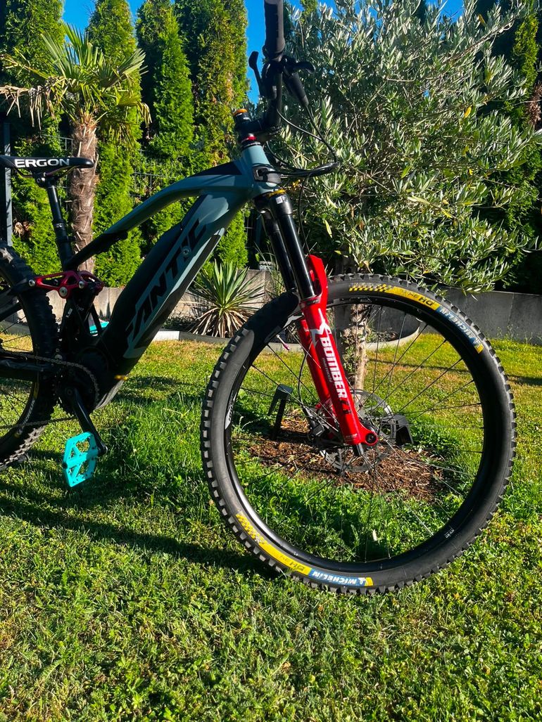 Brugt Fantic XTF 1.5 All Track 2023 2023 Mountainbike — billede 2 af 11