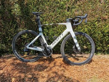 Used Scott Foil Rc Team Custom SRAM Red ETap AXS 2025 2025 Road & Gravel