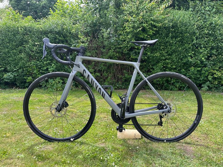 Brugt Canyon Ultimate CF SL 7 Disc 2022 2022 Road & Gravel — billede 2 af 9
